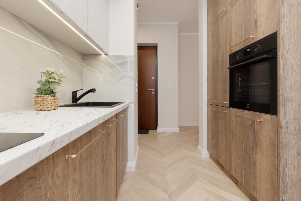 Lux Apartment Niemcewicza With Ac & Balcony Warsaw Ochota By Noclegi Renters Eksteriør bilde