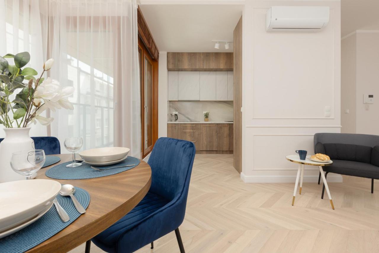 Lux Apartment Niemcewicza With Ac & Balcony Warsaw Ochota By Noclegi Renters Eksteriør bilde